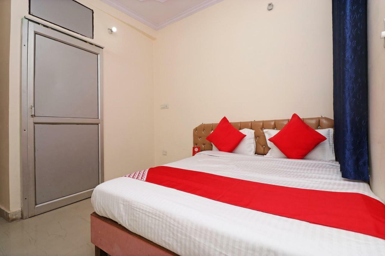 Oyo 30288 Hotel Moon Palace Lucknow Exterior photo