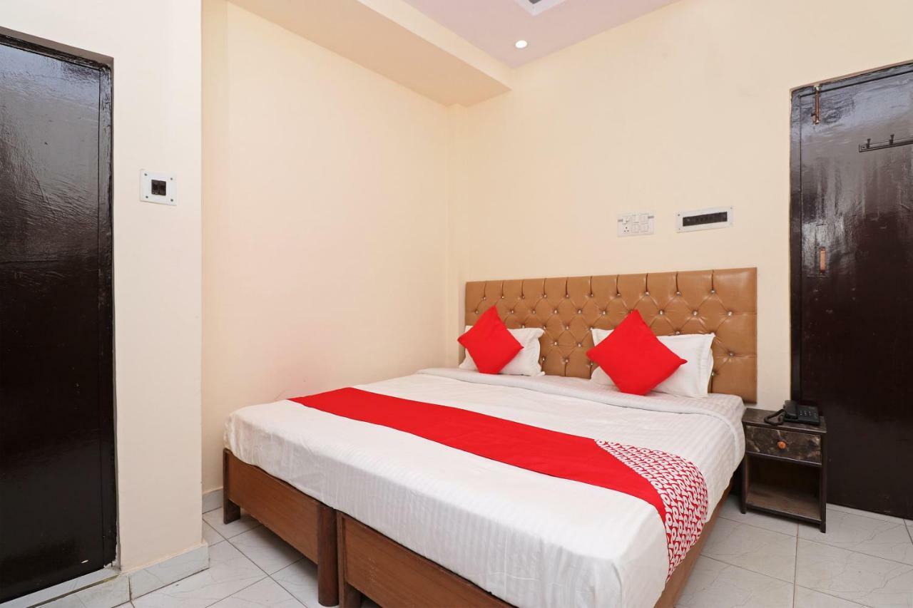 Oyo 30288 Hotel Moon Palace Lucknow Exterior photo