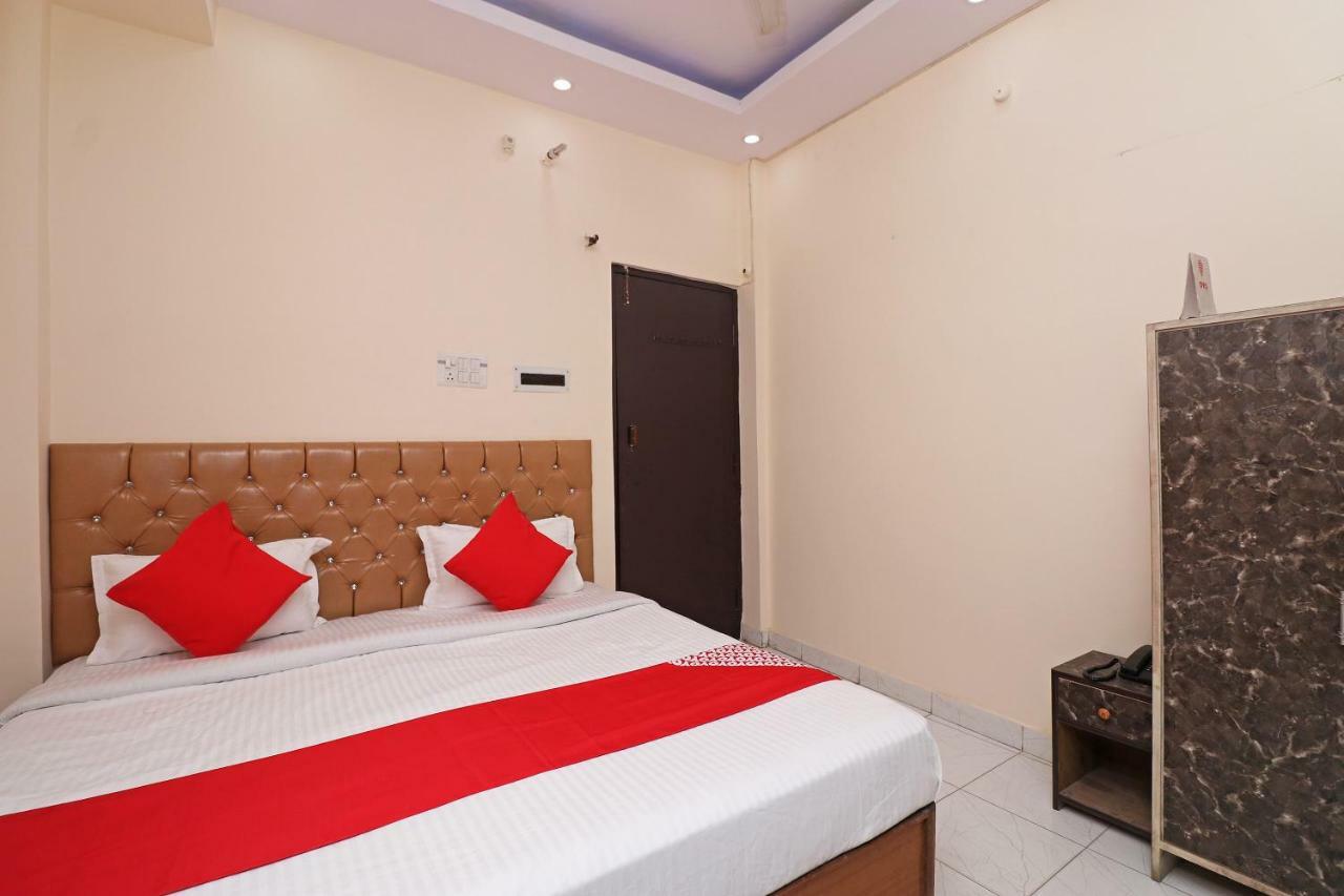 Oyo 30288 Hotel Moon Palace Lucknow Exterior photo